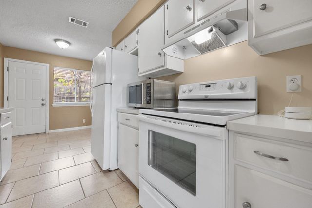 3404 Willow run CV, Austin, TX 78704