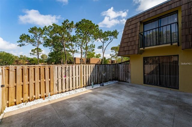 5287 CYPRESS COURT 724, Orlando, FL 32811