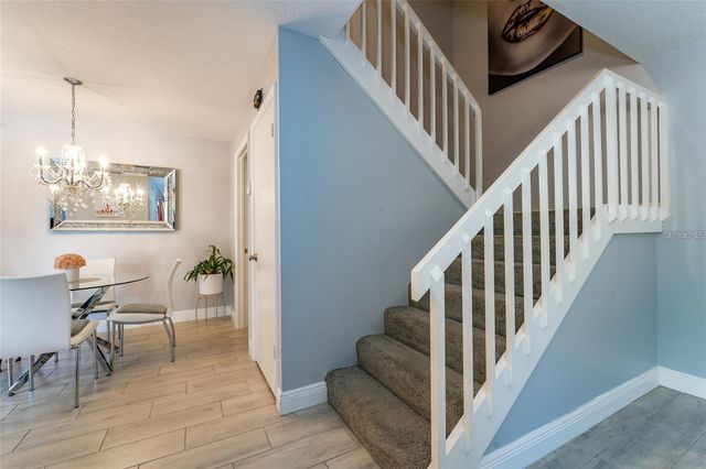 5287 CYPRESS COURT 724, Orlando, FL 32811