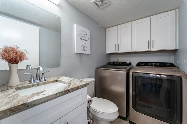 5287 CYPRESS COURT 724, Orlando, FL 32811