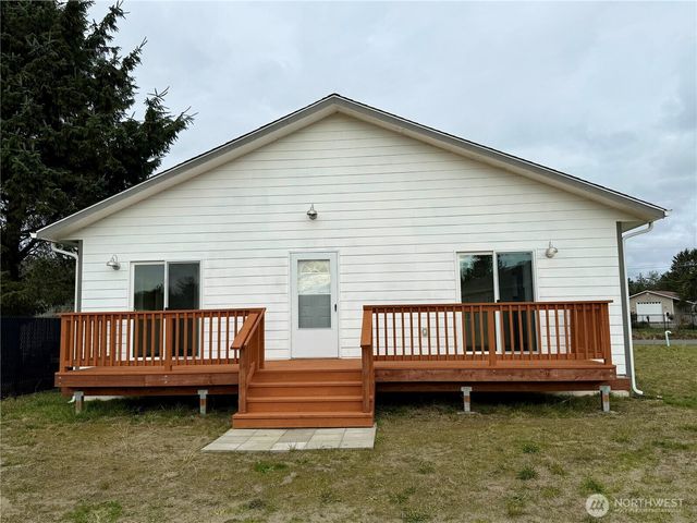 117 N Wynoochee Drive SW, Ocean Shores, WA 98569