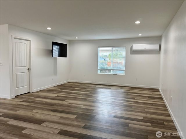 117 N Wynoochee Drive SW, Ocean Shores, WA 98569