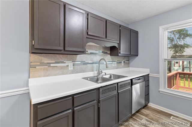 1591 Hazelcrest Drive, Fayetteville, NC 28304