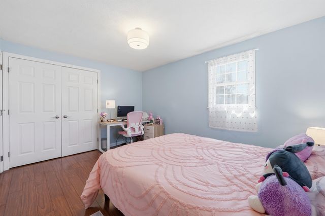 4 Percheron Circle, Nashua, NH 03062