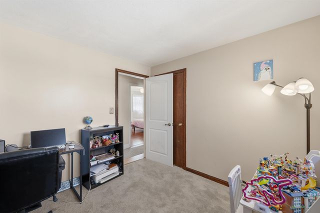 4 Percheron Circle, Nashua, NH 03062