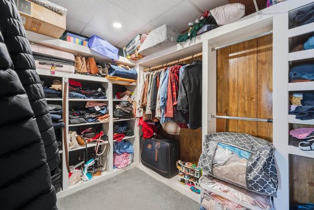 4 Percheron Circle, Nashua, NH 03062