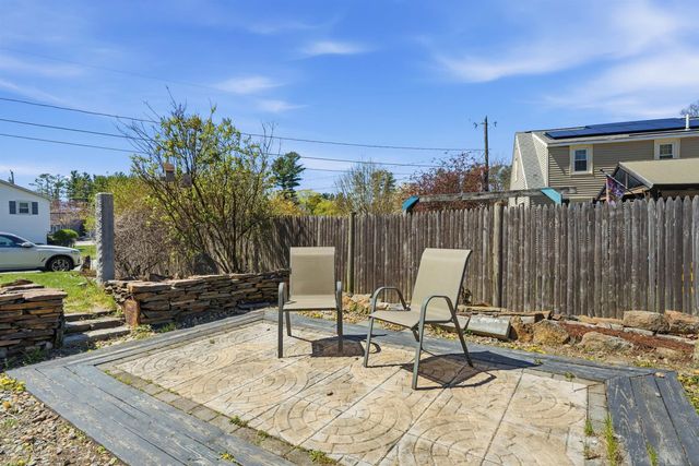 4 Percheron Circle, Nashua, NH 03062