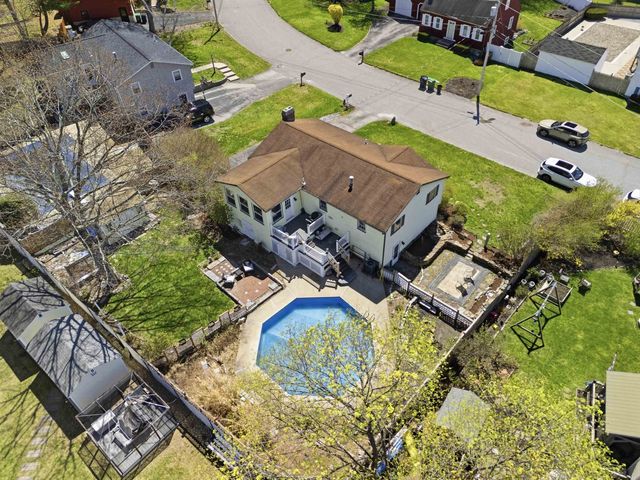 4 Percheron Circle, Nashua, NH 03062