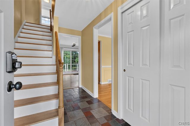 419 Blueberry Lane, Geddes, NY 13219