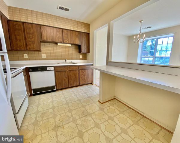 2877 BURGUNDY PL, Woodbridge, VA 22192