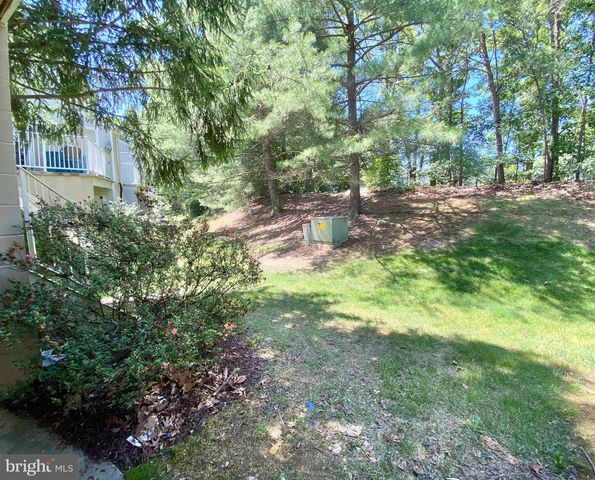 2877 BURGUNDY PL, Woodbridge, VA 22192