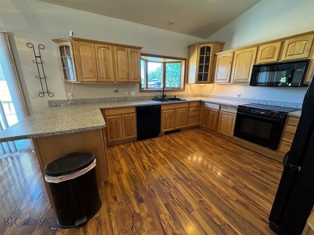 76 First Road, Whitehall, MT 59759