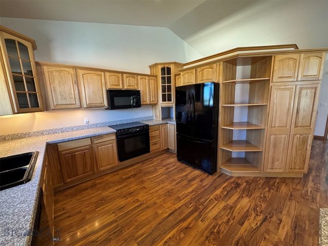 76 First Road, Whitehall, MT 59759