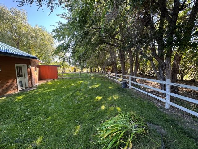 76 First Road, Whitehall, MT 59759