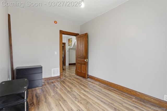 502 E Logan Street, Tecumseh, MI 49286