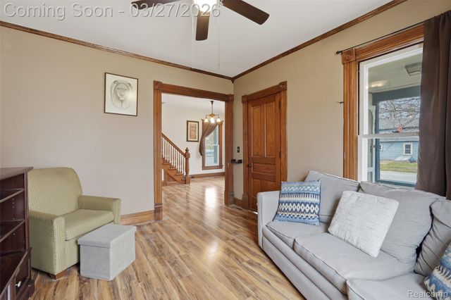502 E Logan Street, Tecumseh, MI 49286
