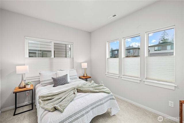 33352 Holly Avenue SE, Black Diamond, WA 98010