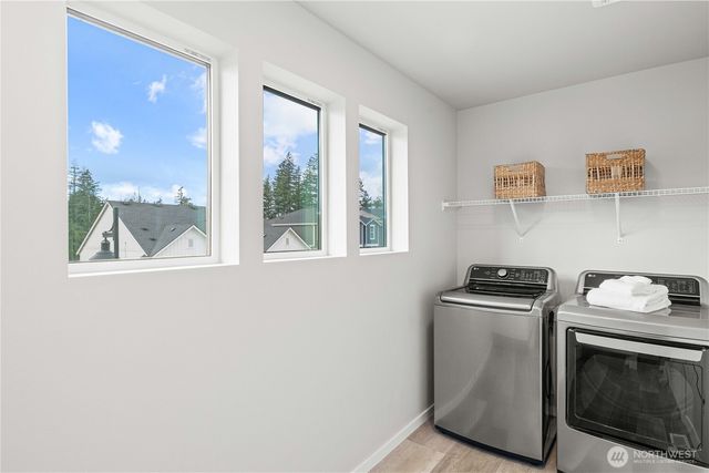 33352 Holly Avenue SE, Black Diamond, WA 98010