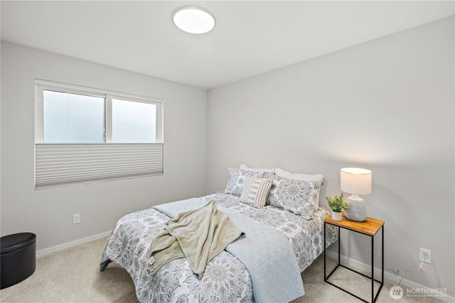 33352 Holly Avenue SE, Black Diamond, WA 98010