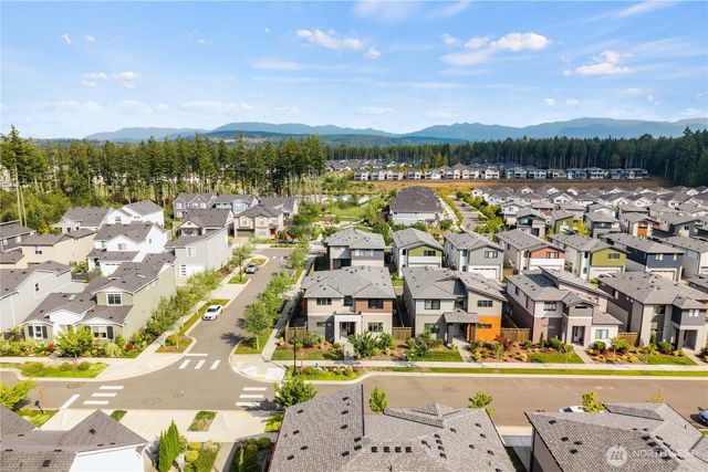 33352 Holly Avenue SE, Black Diamond, WA 98010