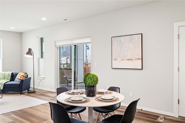 33352 Holly Avenue SE, Black Diamond, WA 98010