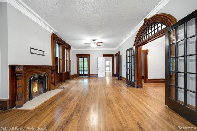 3590 Orchard Lake Road, Orchard Lake, MI 48324