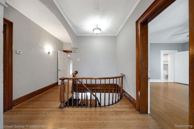 3590 Orchard Lake Road, Orchard Lake, MI 48324