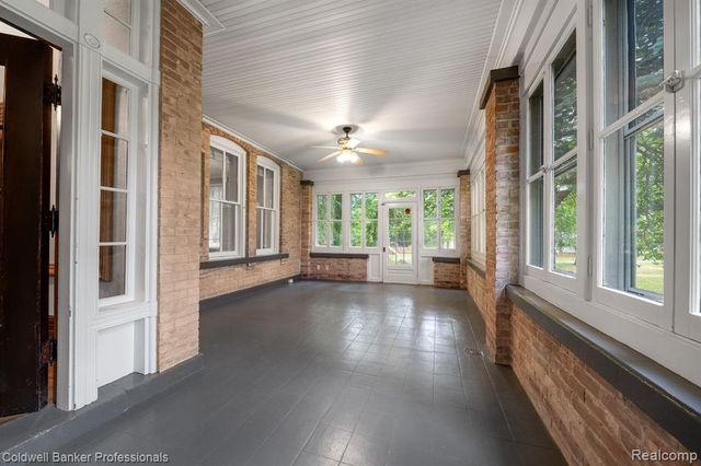 3590 Orchard Lake Road, Orchard Lake, MI 48324