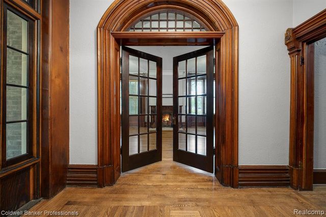 3590 Orchard Lake Road, Orchard Lake, MI 48324