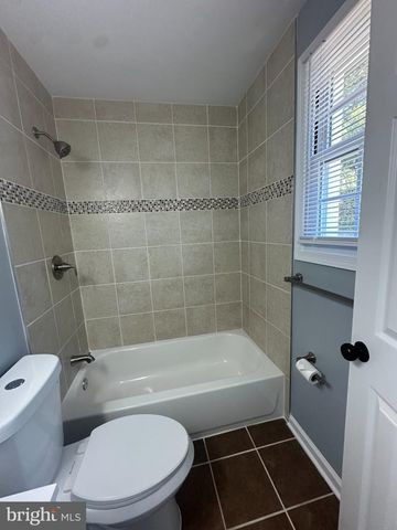 5420 B ST SE, Washington, DC 20019