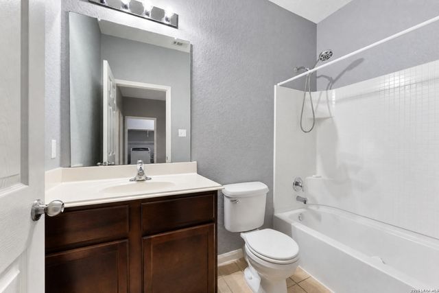 6719 Luckey Tree, San Antonio, TX 78252