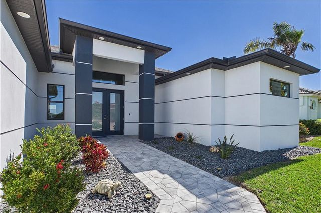 3121 SW 26th PL, Cape Coral, FL 33914