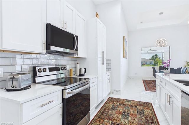 3121 SW 26th PL, Cape Coral, FL 33914