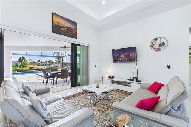 3121 SW 26th PL, Cape Coral, FL 33914