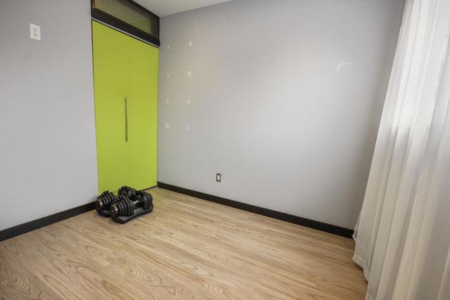 114 S Chase Drive, Crown Point, IN 46307