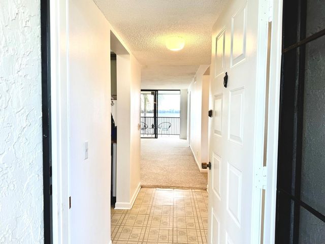112 Lake Emerald Drive 204, Oakland Park, FL 33309