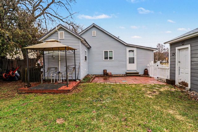 2240 E Loop Road, Shelby, MI 49455