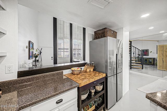 385 W PIERSON Street E6, Phoenix, AZ 85013