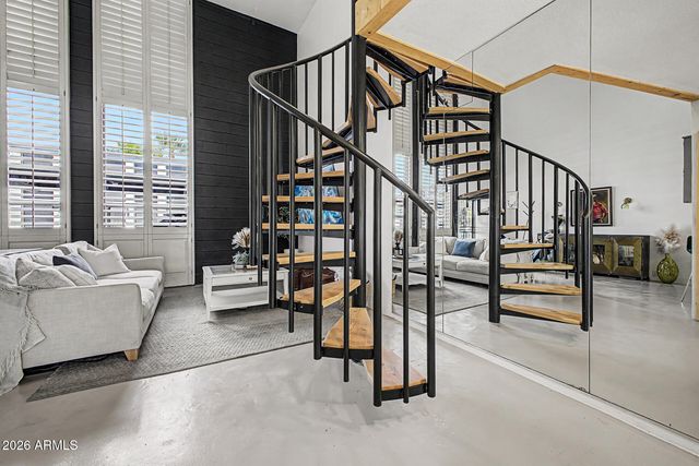 385 W PIERSON Street E6, Phoenix, AZ 85013