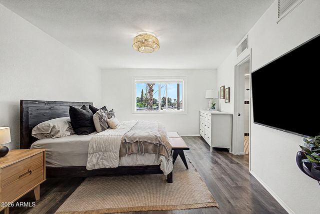 385 W PIERSON Street E6, Phoenix, AZ 85013