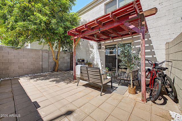 385 W PIERSON Street E6, Phoenix, AZ 85013