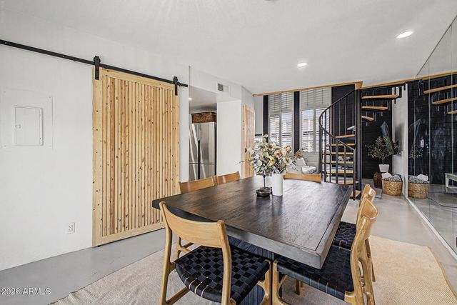 385 W PIERSON Street E6, Phoenix, AZ 85013