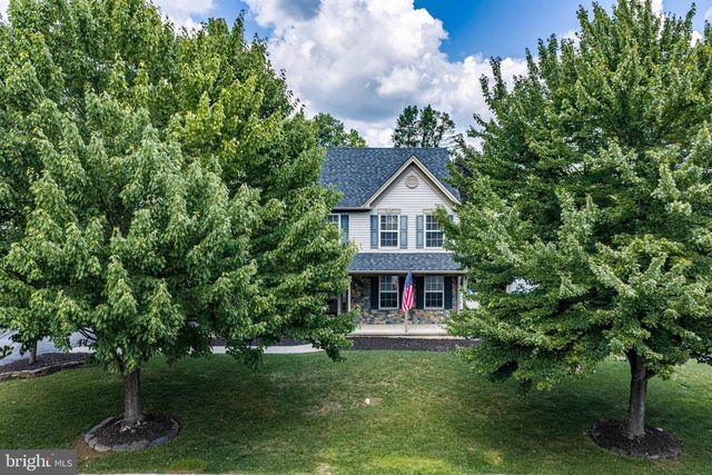4003 REDWOOD DR, Bethlehem, PA 18020