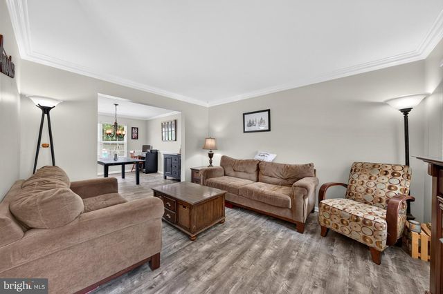 4003 REDWOOD DR, Bethlehem, PA 18020
