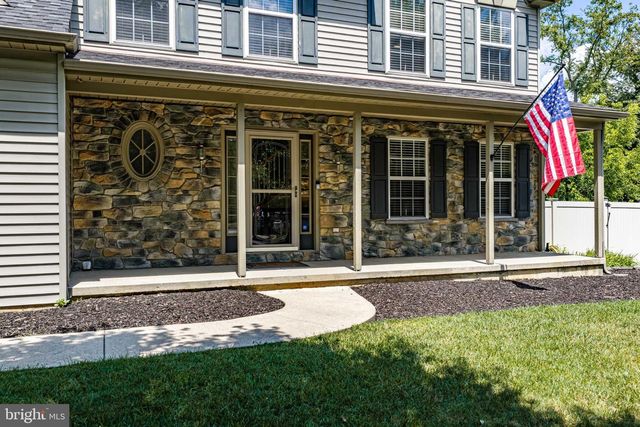 4003 REDWOOD DR, Bethlehem, PA 18020