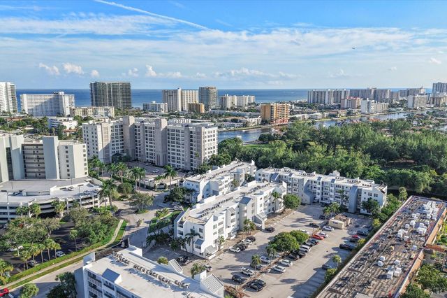 2870 NE 14th Street Cswy 208c, Pompano Beach, FL 33062