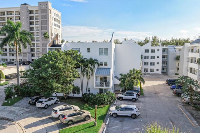 2870 NE 14th Street Cswy 208c, Pompano Beach, FL 33062