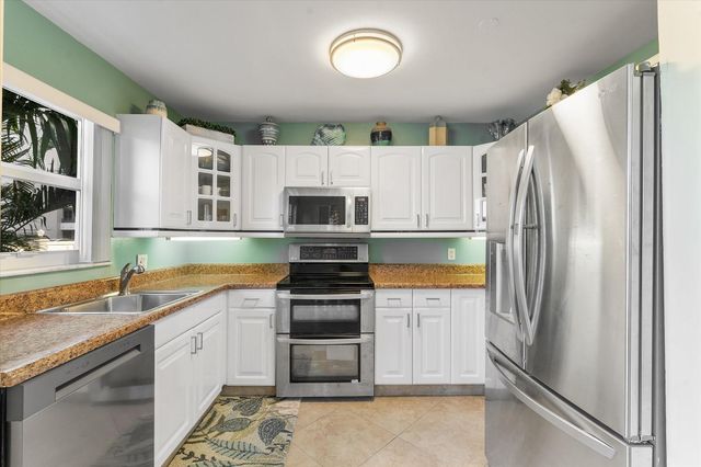 2870 NE 14th Street Cswy 208c, Pompano Beach, FL 33062