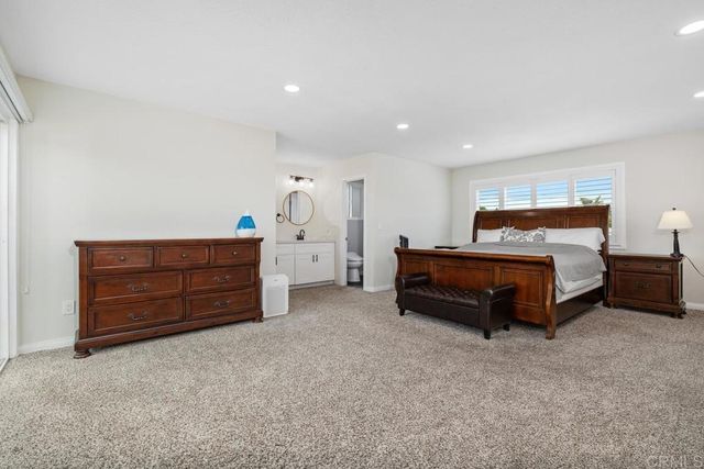 9214 Fenway Road, Santee, CA 92071