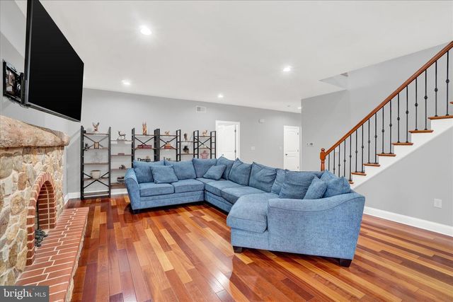 4440 BEARDS SCHOOL RD, Spring Grove, PA 17362